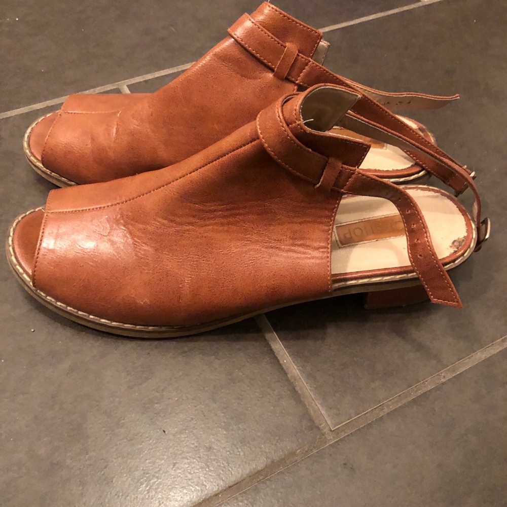 Top Shop Peep Toe Shoe